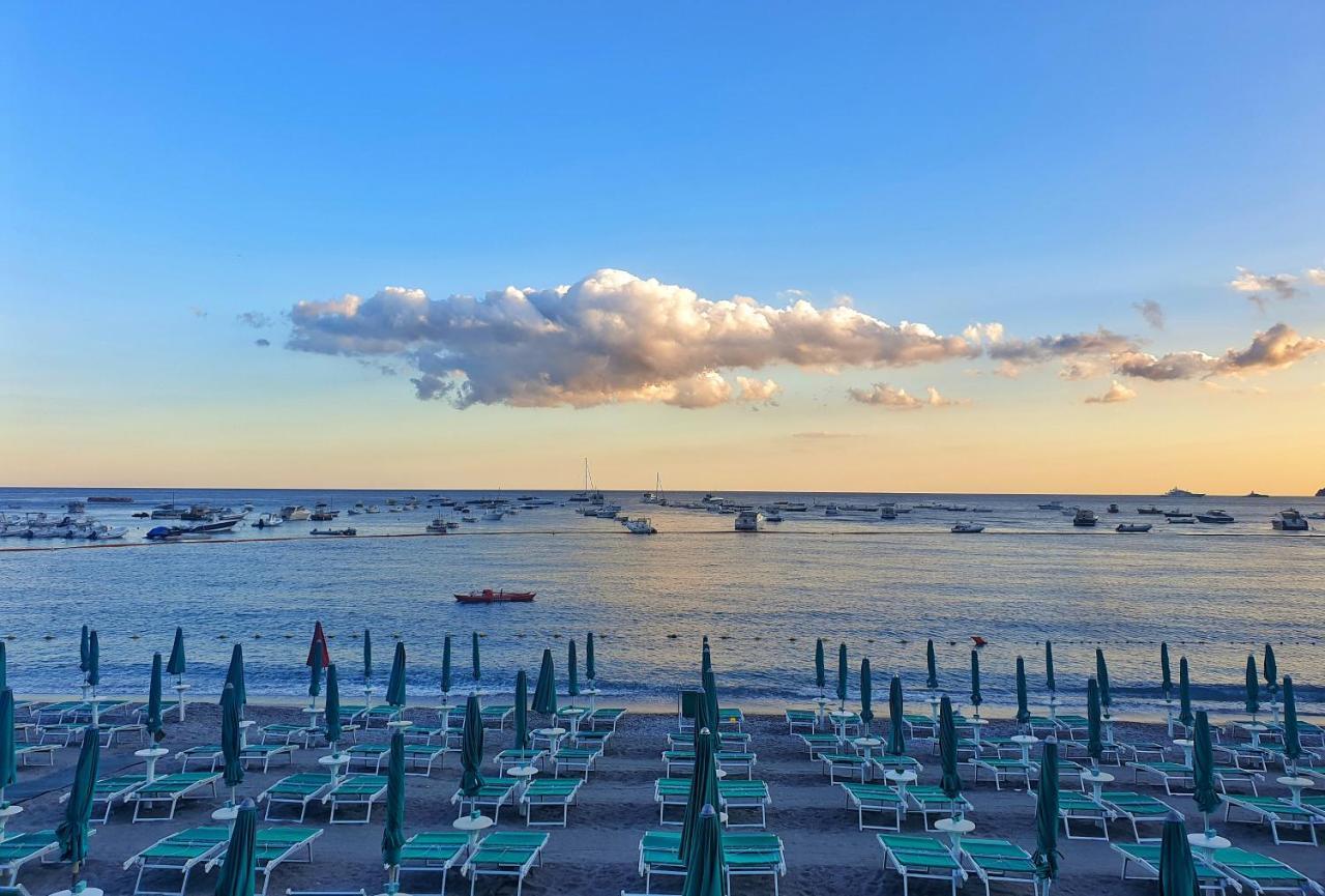 Villa Ines Майори Экстерьер фото