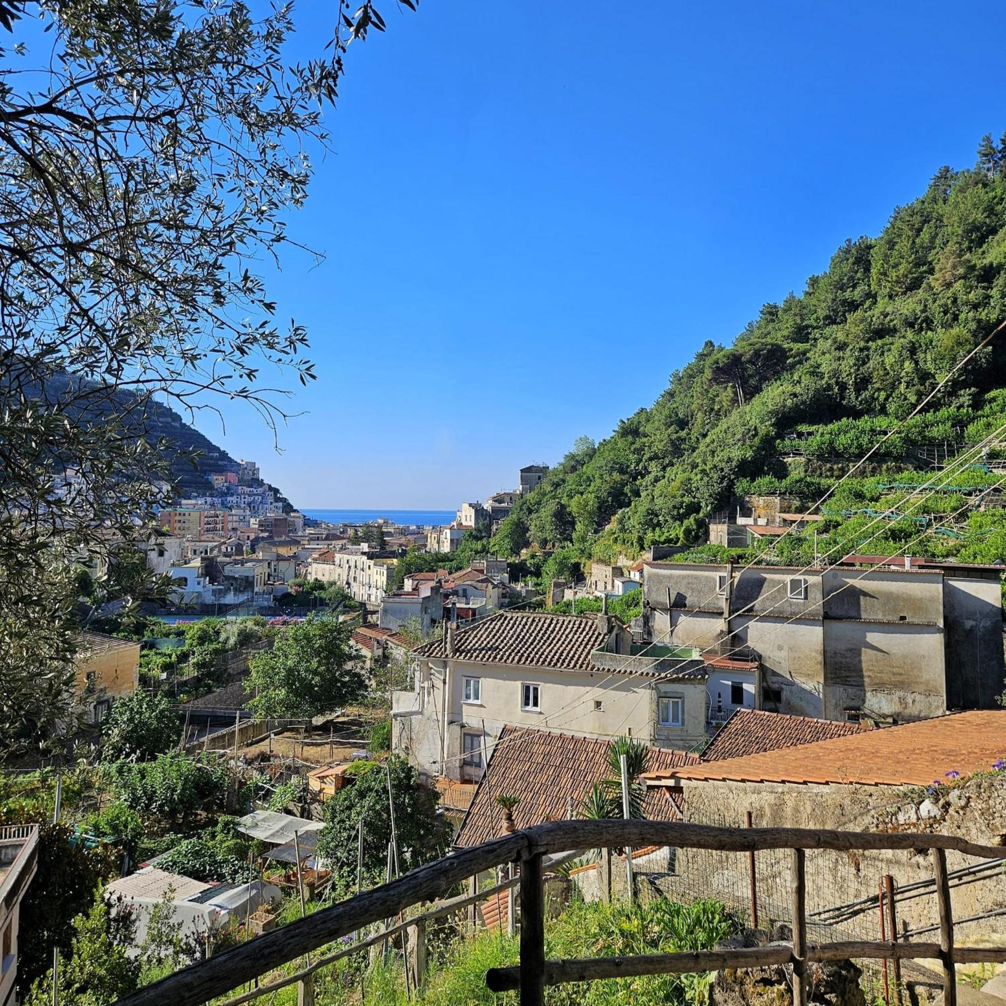 Villa Ines Майори Экстерьер фото